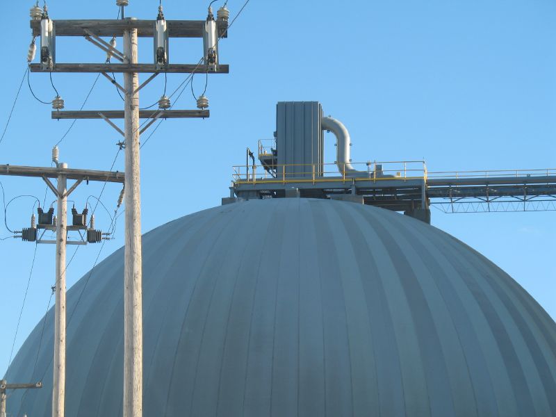 LNG storage terminal dome tanks